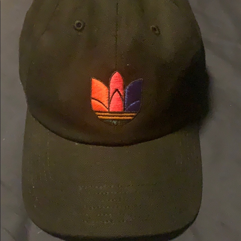 Adidas men’s hat